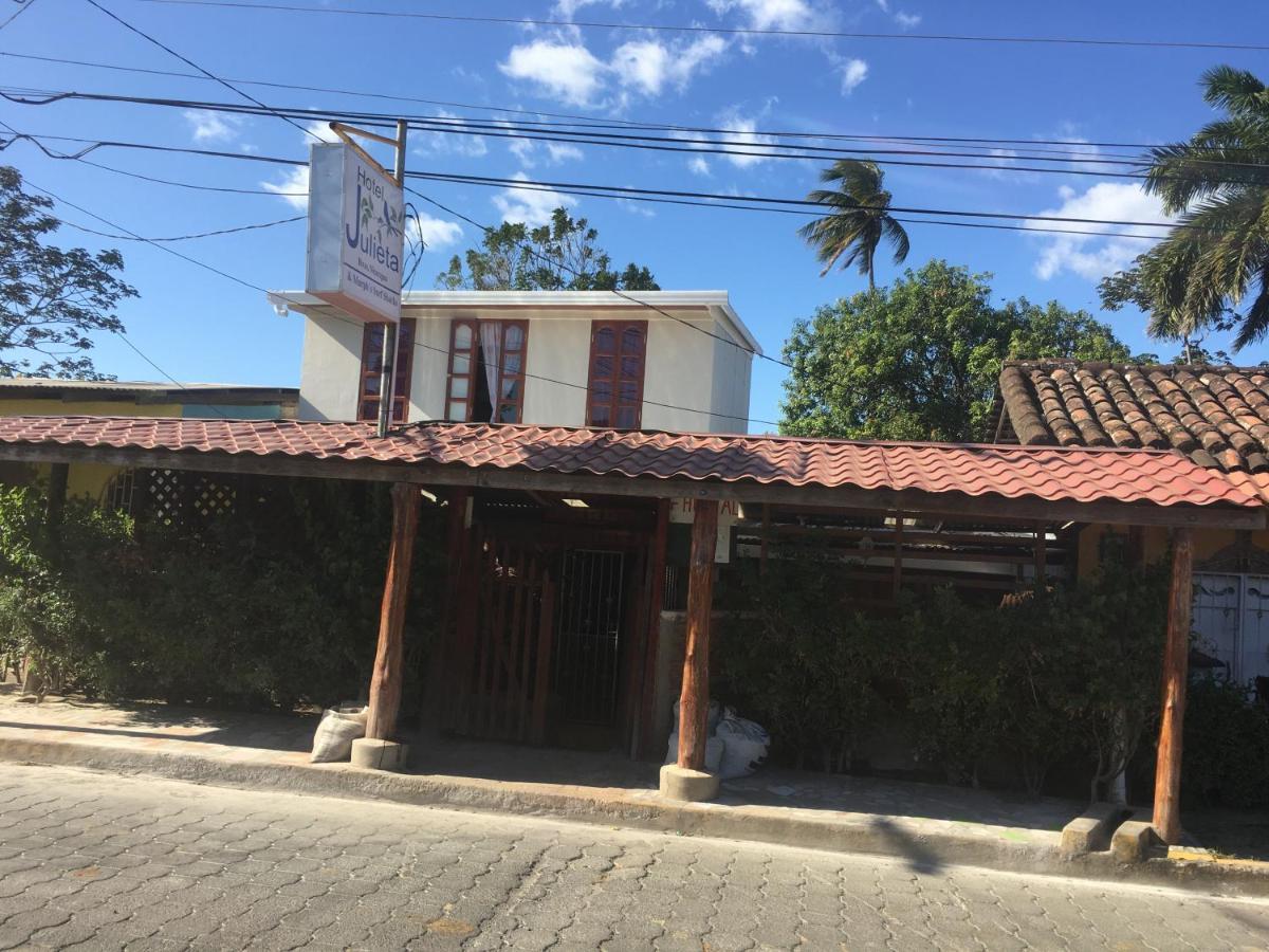 Hostel Julieta Rivas Bagian luar foto