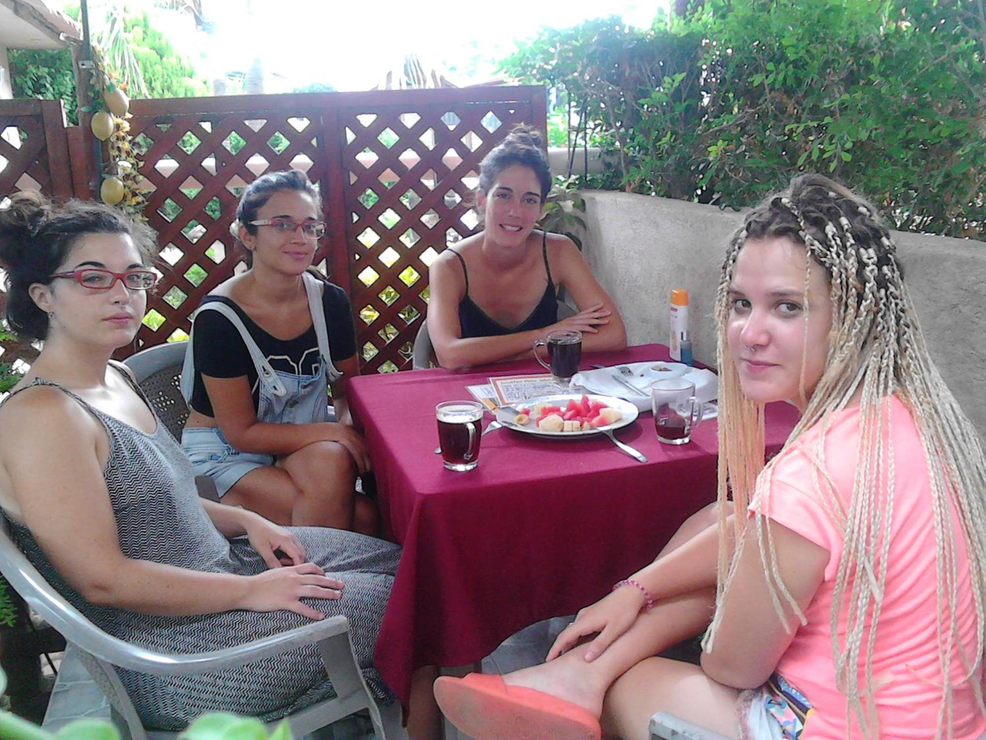 Hostel Julieta Rivas Bagian luar foto