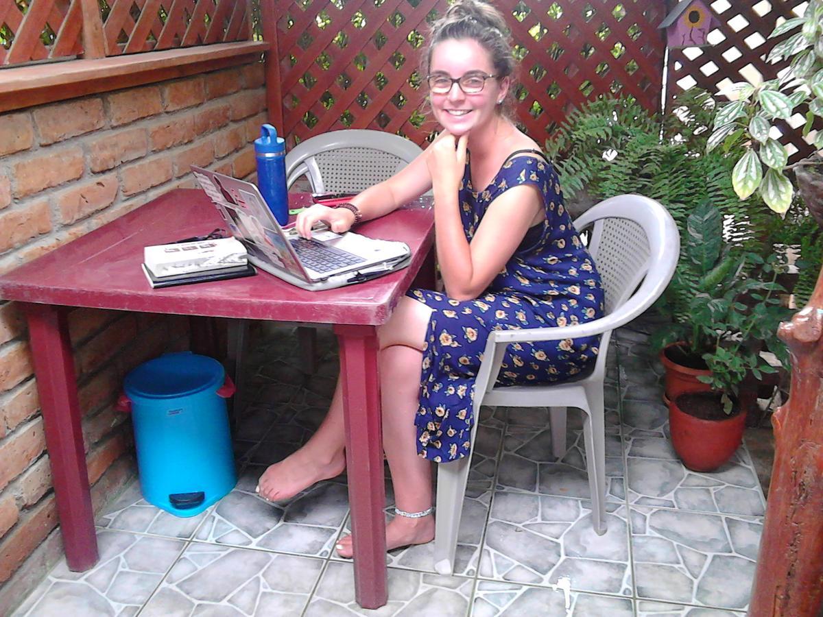 Hostel Julieta Rivas Bagian luar foto